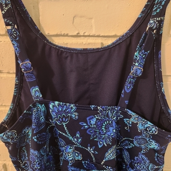 Lands End Floral Blue Women's Swim Top - Picture 4 of 8